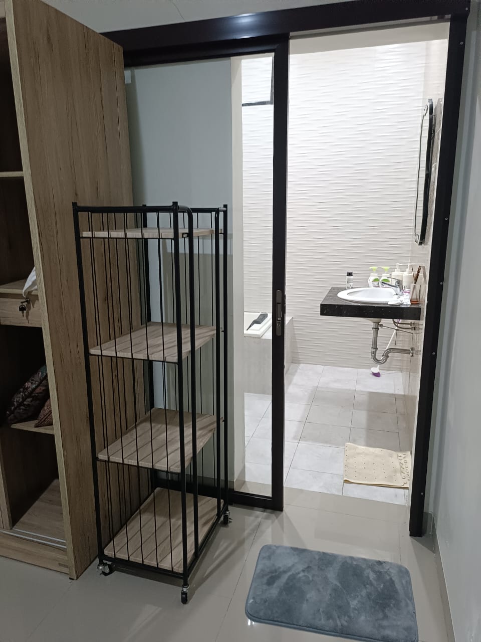Rumah Disewakan di Summer Blis Lippo Cikarang 